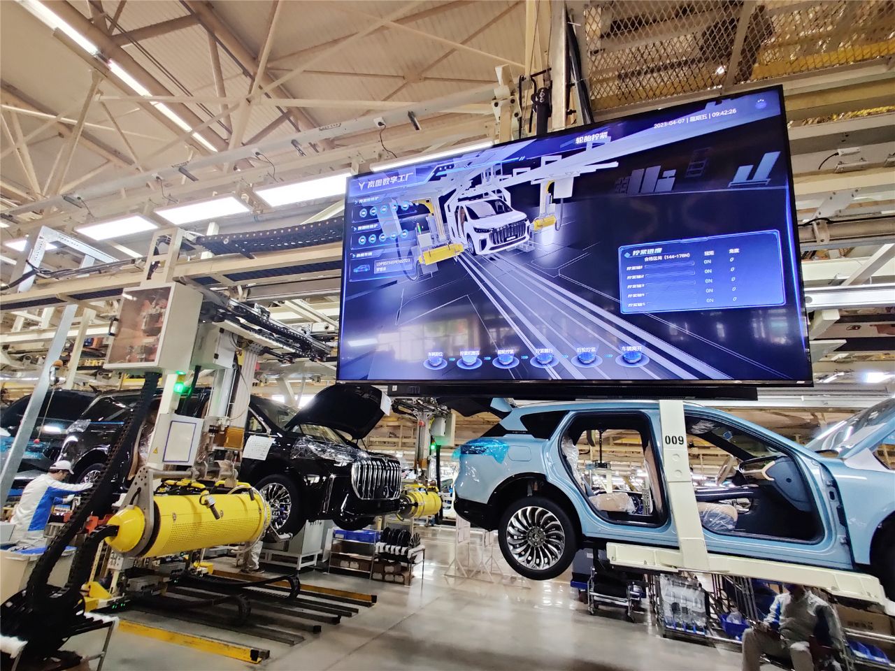 武漢汽車產業加速攀向價值鏈高端，國內外頭部車企研發中心集聚彰顯創新活力